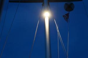 Mast-Deck-Ligting