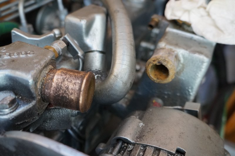 TermostatToManifold_HoseRemoved_DSC03895